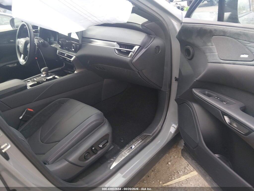 2T2BCMEA2TC023357 2026 LEXUS RX 500H photo no. 5