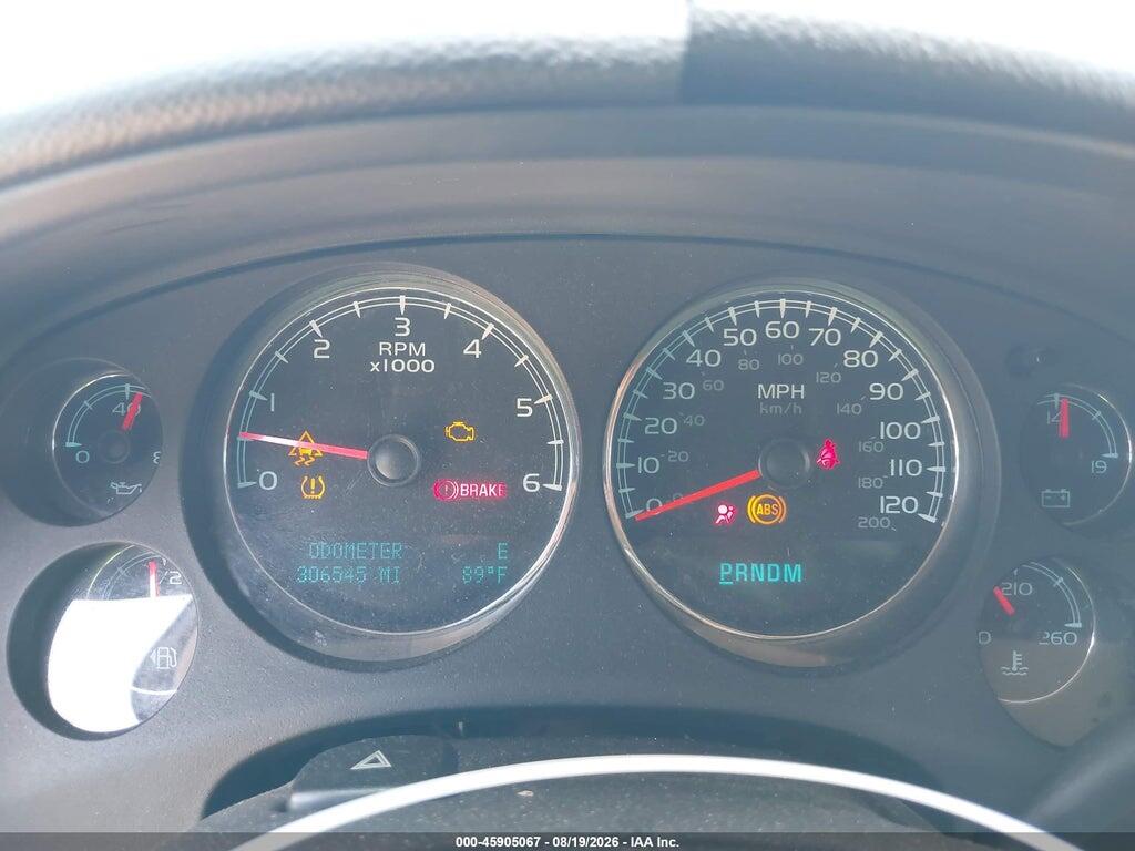 1GNMCAE33AR232839 2010 CHEVROLET TAHOE photo no. 7