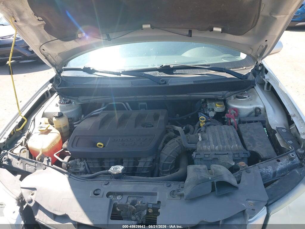 1C3CC5FB7AN197980 2010 CHRYSLER SEBRING photo no. 10