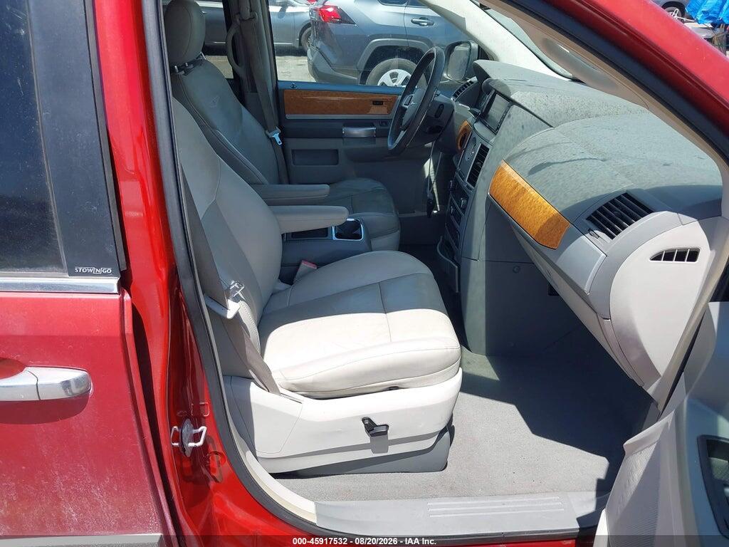 2A4RR6DX4AR137225 2010 CHRYSLER TOWN & COUNTRY photo no. 5