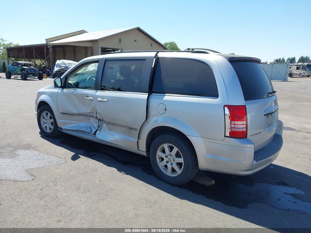 2A4RR5D12AR213689 2010 CHRYSLER TOWN & COUNTRY photo no. 3