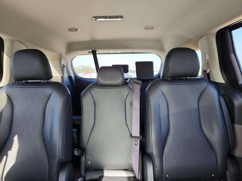 2026 KIA CARNIVAL LXS — Фото 10 из 13