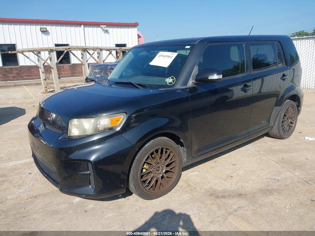 JTLZE4FE9CJ014047 2012 SCION XB photo no. 2