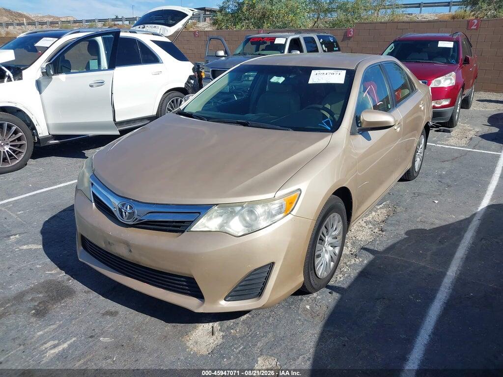 4T1BF1FK7CU077169 2012 TOYOTA CAMRY photo no. 2