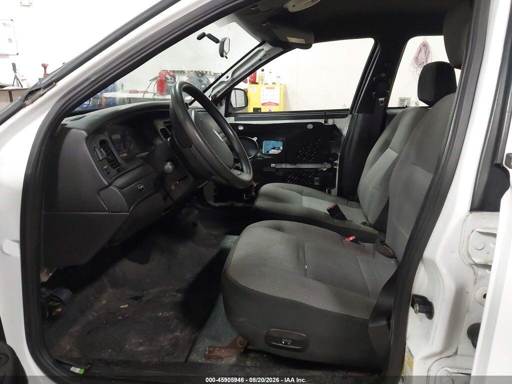2FABP7BV5AX101940 2010 FORD CROWN VICTORIA photo no. 5