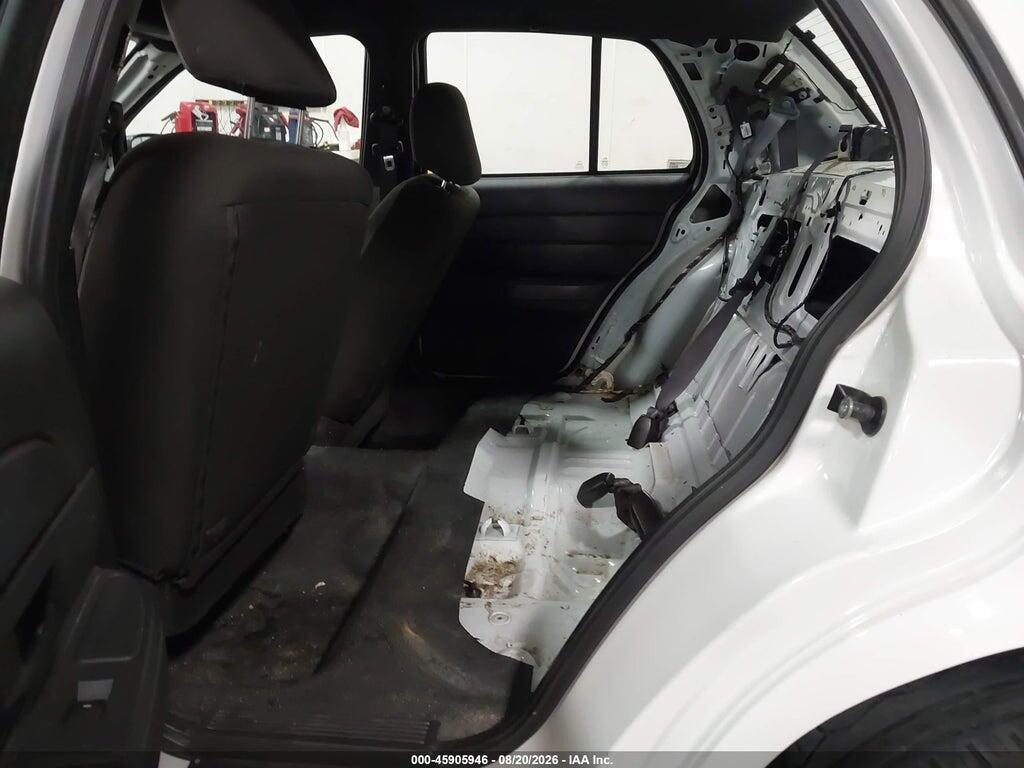 2FABP7BV5AX101940 2010 FORD CROWN VICTORIA photo no. 8