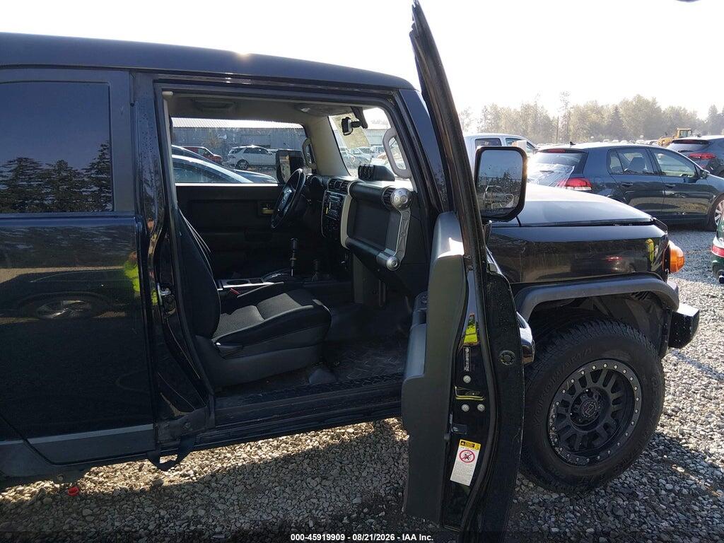 JTEBU4BF1CK122540 2012 TOYOTA FJ CRUISER photo no. 5