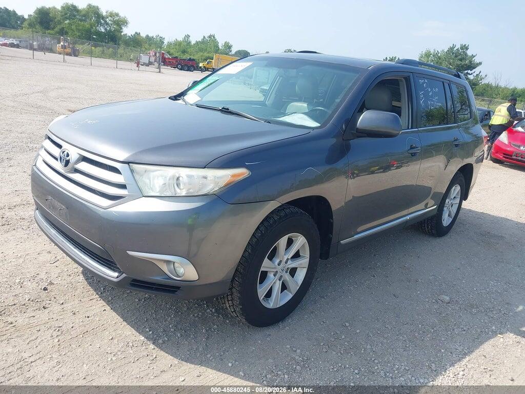 5TDBK3EH8CS156324 2012 TOYOTA HIGHLANDER photo no. 2