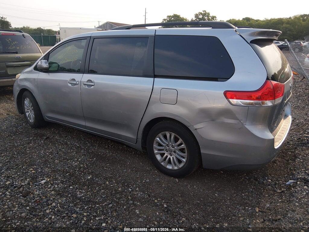 5TDYK3DC3CS195953 2012 TOYOTA SIENNA photo no. 3