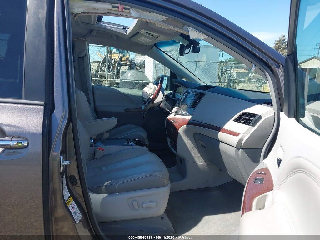 5TDDK3DCXCS048916 2012 TOYOTA SIENNA photo no. 5