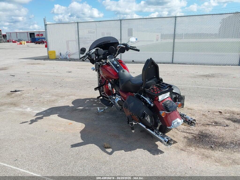 1HD1FR413AB618024 2010 HARLEY-DAVIDSON FLHRC photo no. 3