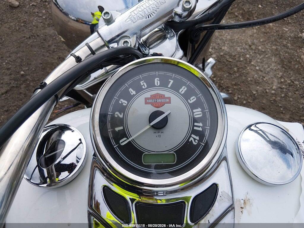 1HD1BW511AB010690 2010 HARLEY-DAVIDSON FLSTC photo no. 7