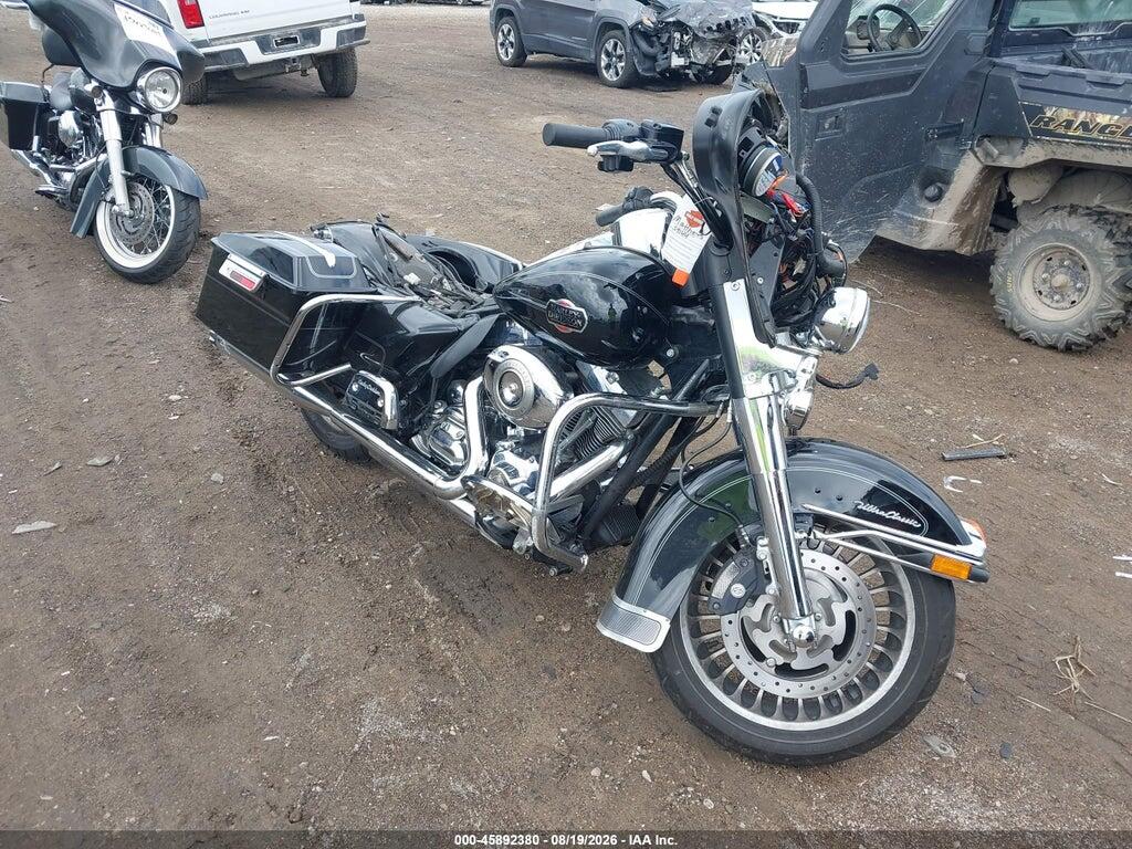 2010 HARLEY-DAVIDSON FLHTCU 1HD1FC413AB604900
