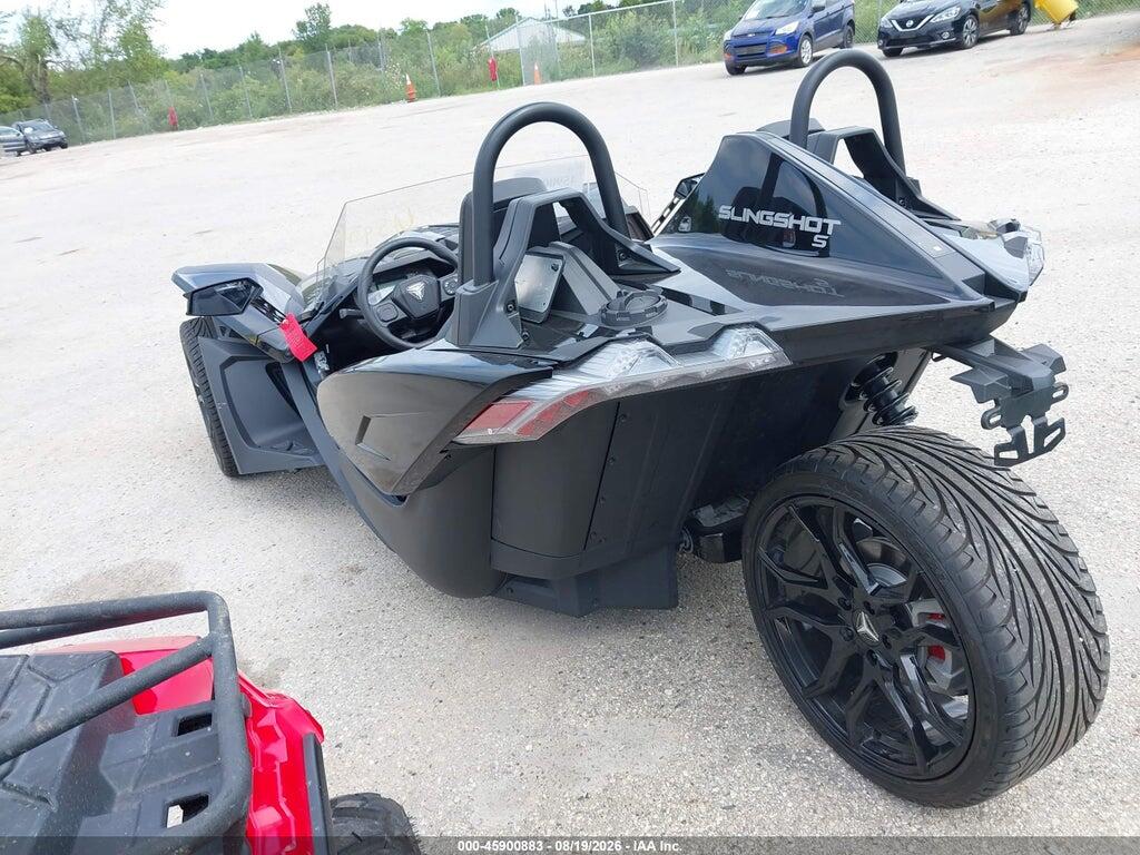 57XAATHD4S8166236 2025 POLARIS SLINGSHOT photo no. 3