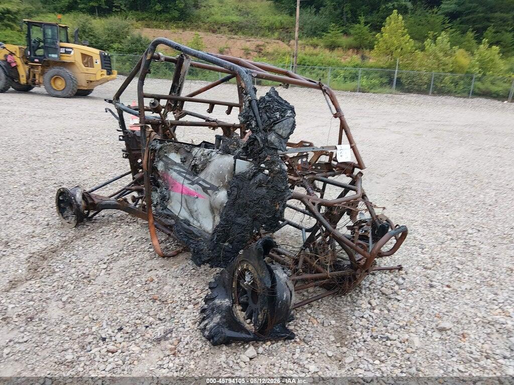 2025 POLARIS RZR 3NSNEE996SF049082