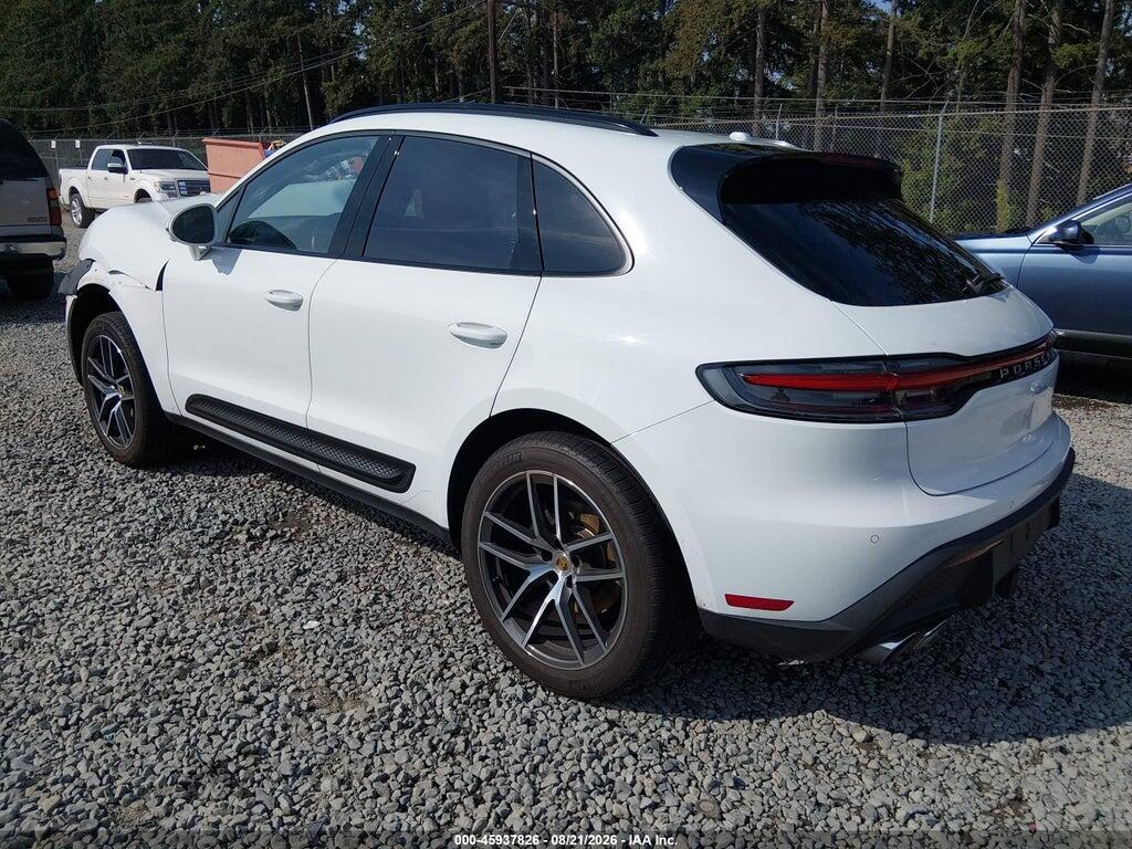 WP1AA2A52SLB03072 2025 PORSCHE MACAN photo no. 3