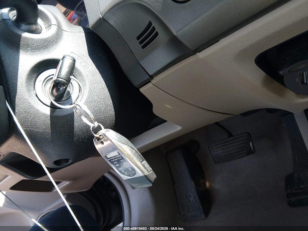 19XFA1F52AE047250 2010 HONDA CIVIC photo no. 11