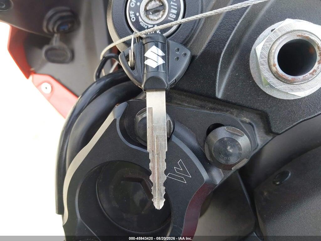 JS1EM13B6T7100932 2026 SUZUKI GSX800 photo no. 11
