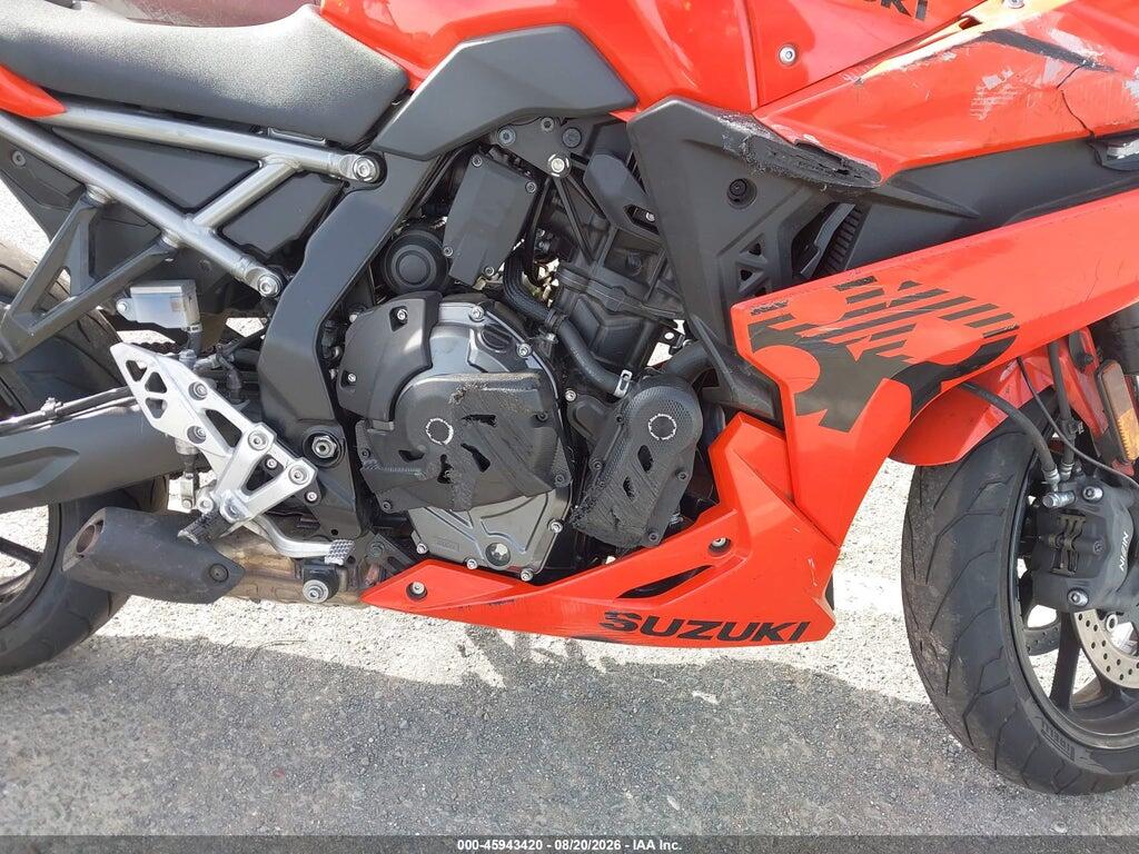 JS1EM13B6T7100932 2026 SUZUKI GSX800 photo no. 8