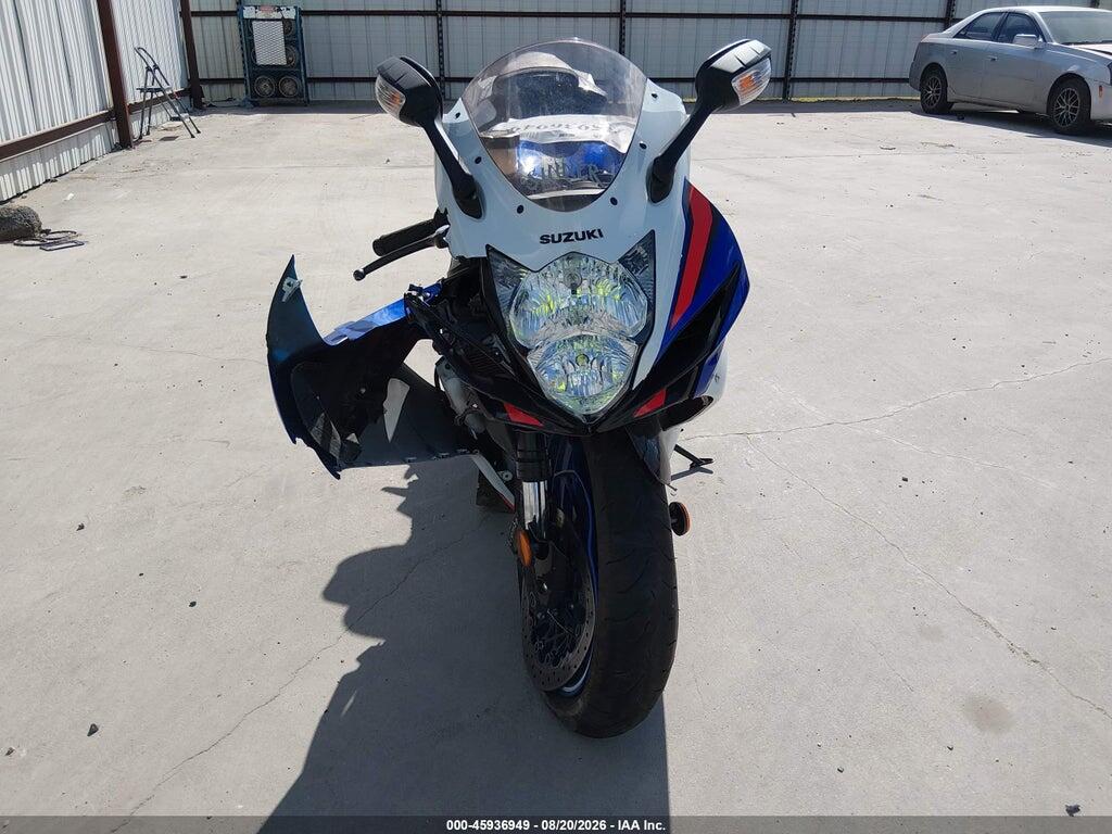 JS1GN7FA0T7100811 2026 SUZUKI GSX-R600 photo no. 5