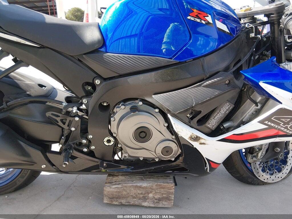 JS1GN7FA0T7100811 2026 SUZUKI GSX-R600 photo no. 8