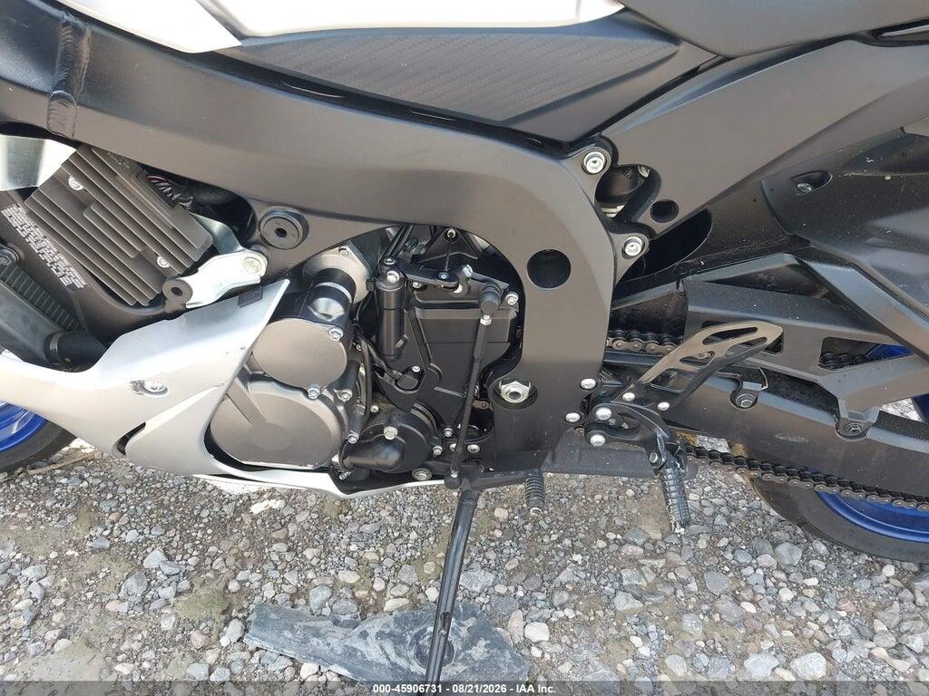 JS1GN7FA7T7100613 2026 SUZUKI GSX-R600 photo no. 9