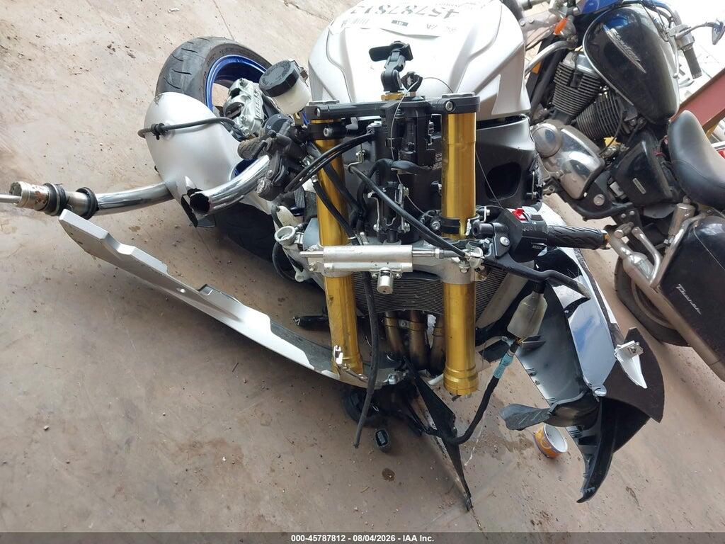 JS1GR7MA5T7101539 2026 SUZUKI GSX-R750 photo no. 5