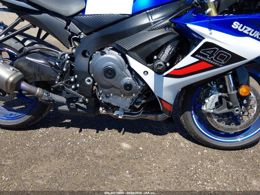 JS1GR7MA0T7101769 2026 SUZUKI GSX-R750 photo no. 8