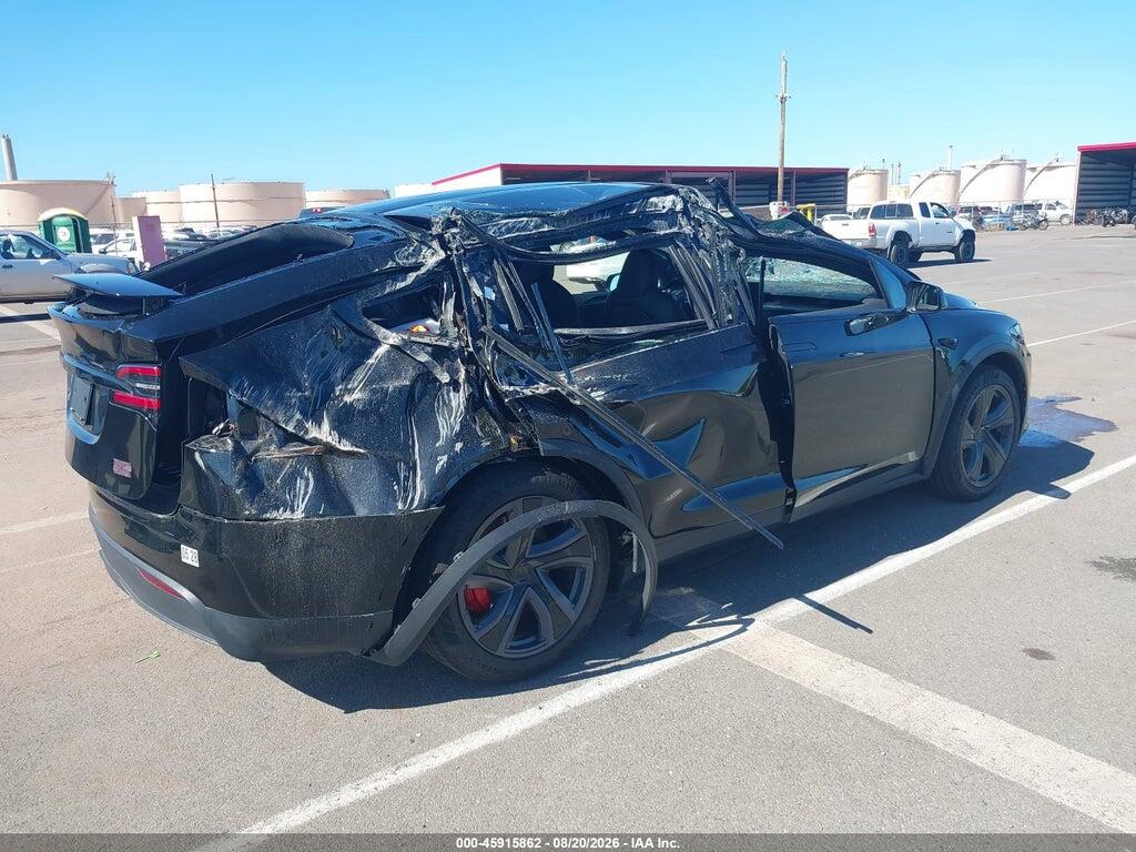 7SAXCBE67TF491416 2026 TESLA MODEL X photo no. 4