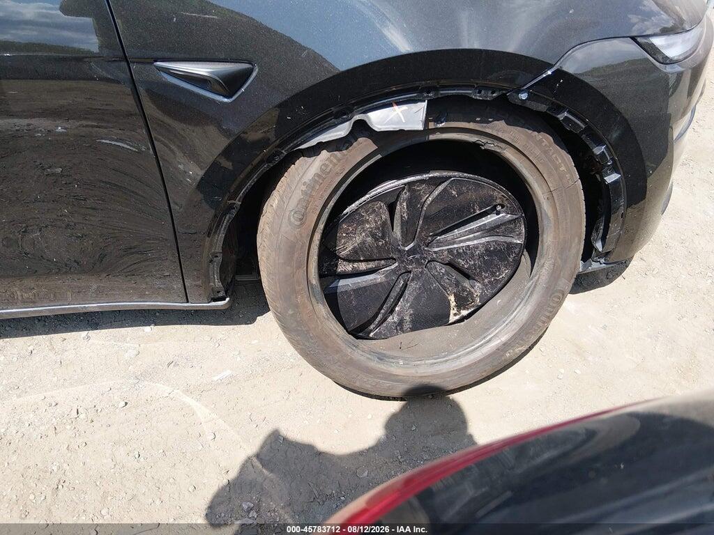 7SAYGDEE9TF462706 2026 TESLA MODEL Y photo no. 6