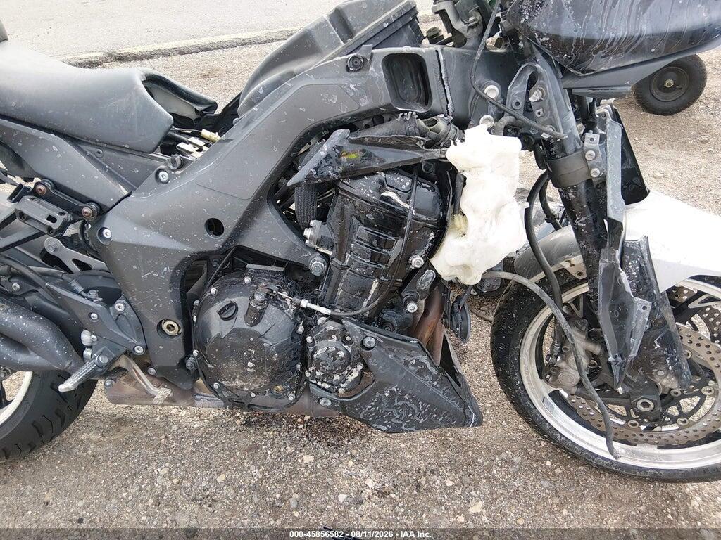 JKAZRCD12AA000248 2010 KAWASAKI ZR1000 photo no. 8