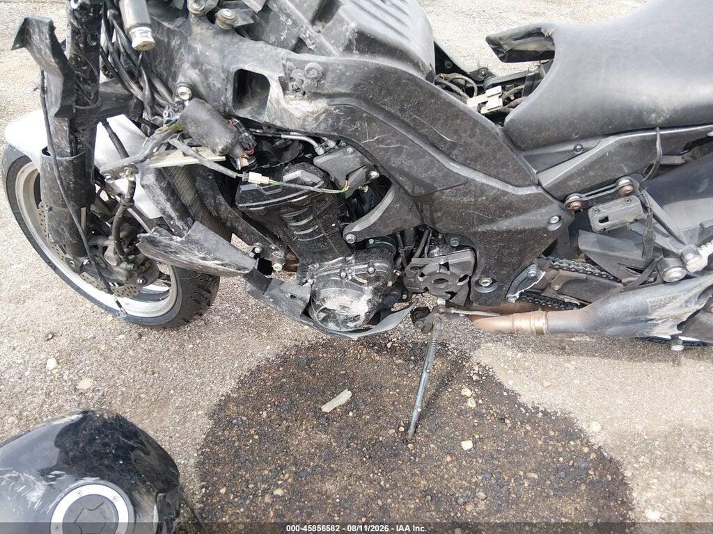 JKAZRCD12AA000248 2010 KAWASAKI ZR1000 photo no. 9