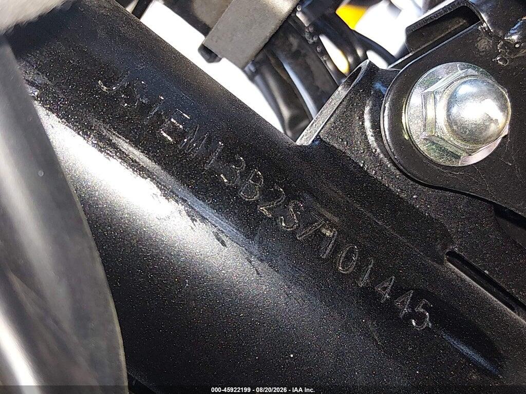 JS1EM13B2S7101445 2025 SUZUKI GSX800 photo no. 10