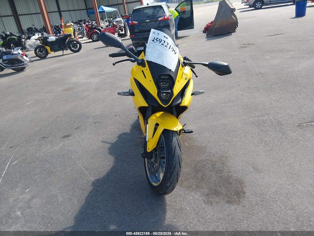 JS1EM13B2S7101445 2025 SUZUKI GSX800 photo no. 5