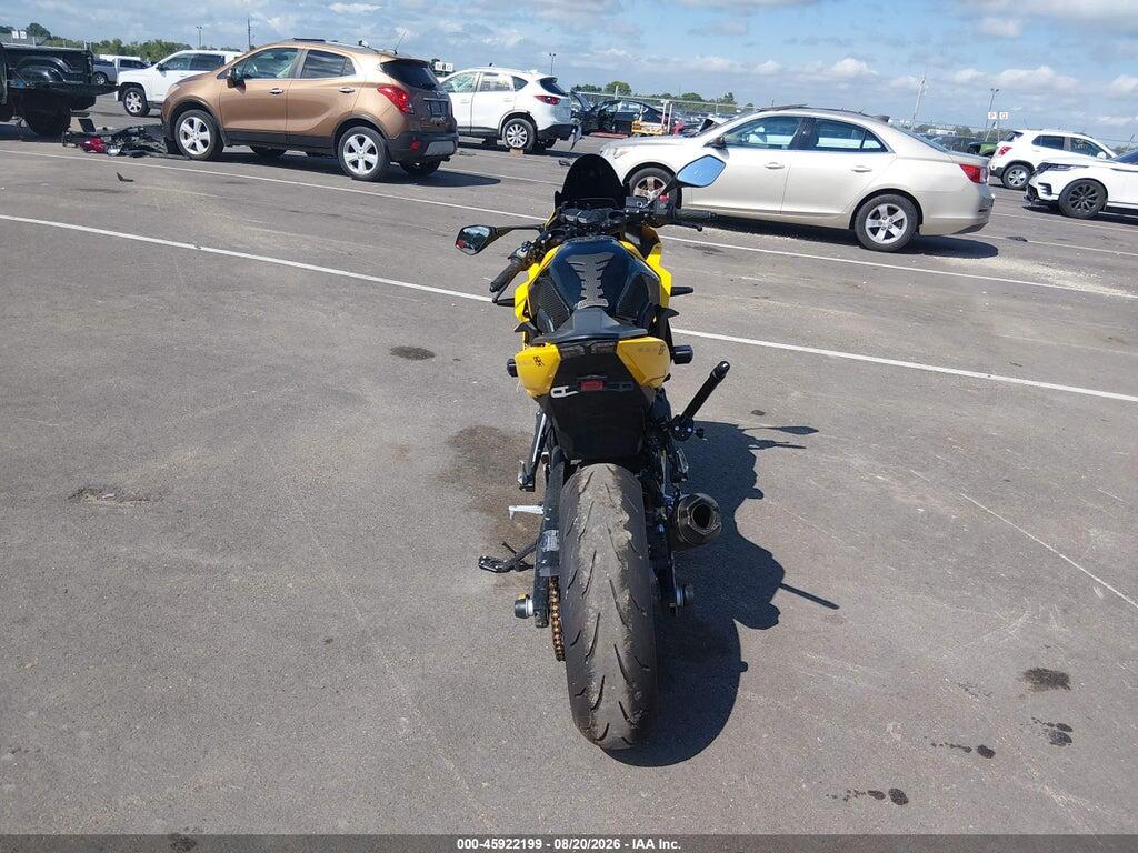 JS1EM13B2S7101445 2025 SUZUKI GSX800 photo no. 6