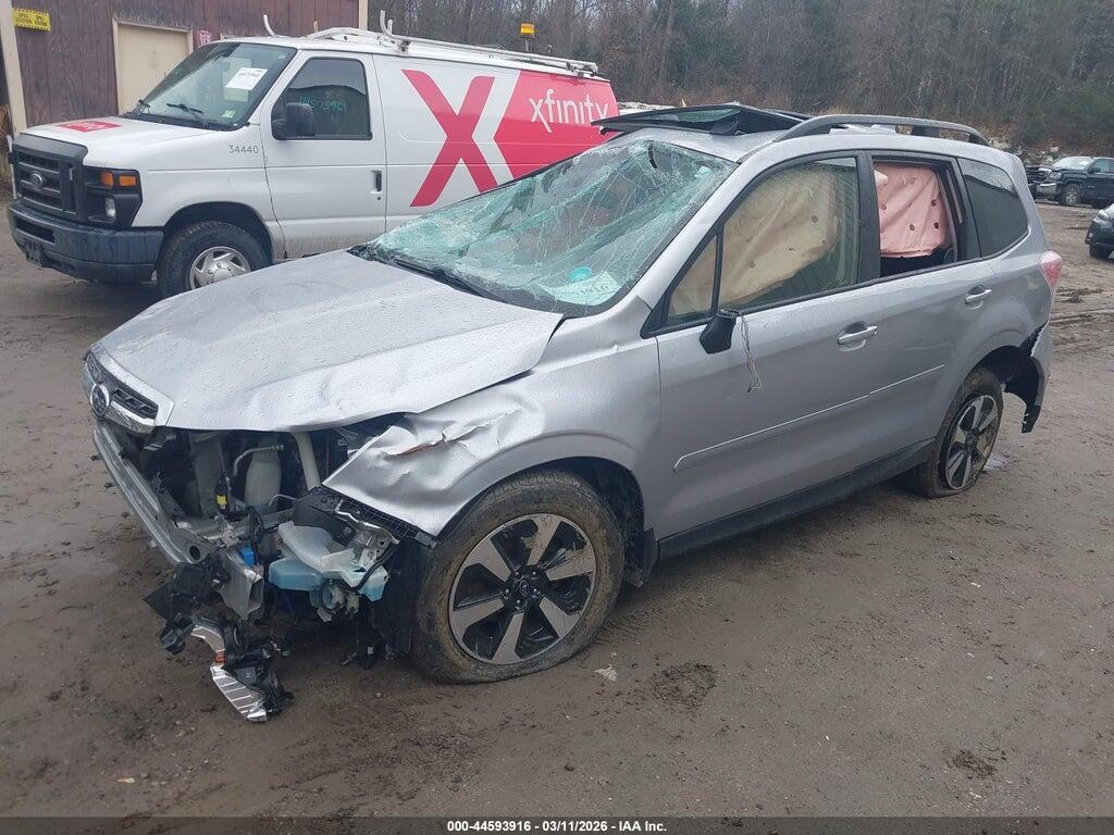 JF2SJAGC0HH548588 2017 SUBARU FORESTER photo no. 2