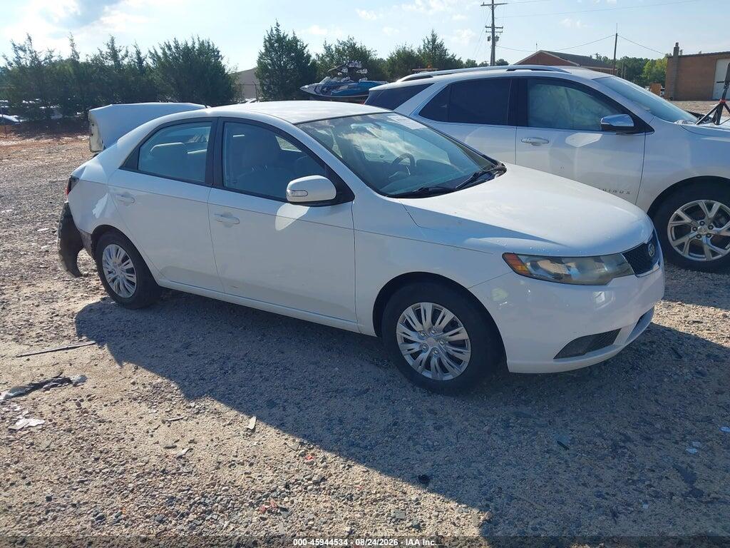 2010 KIA FORTE KNAFU4A27A5856869