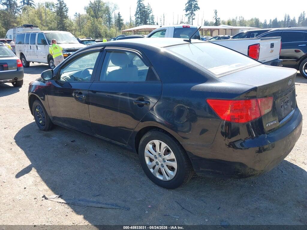 KNAFT4A2XA5048003 2010 KIA FORTE photo no. 3