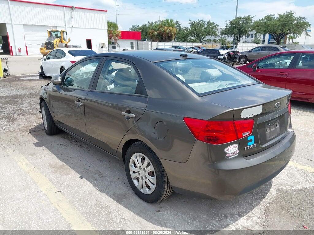 KNAFU4A21A5834768 2010 KIA FORTE photo no. 3