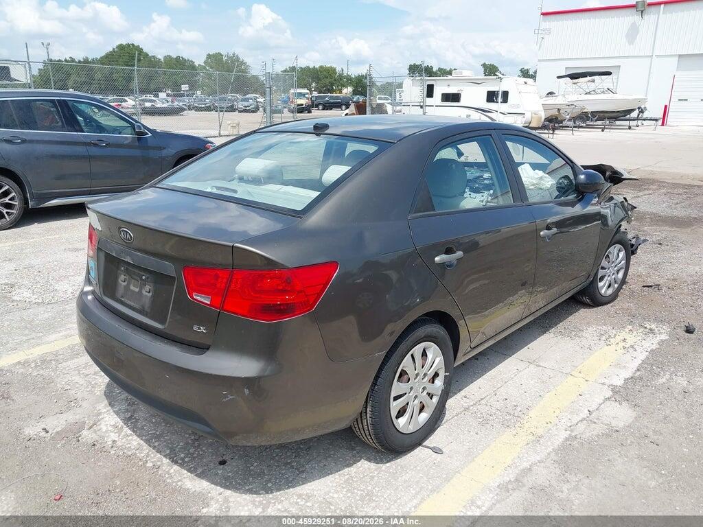 KNAFU4A21A5834768 2010 KIA FORTE photo no. 4