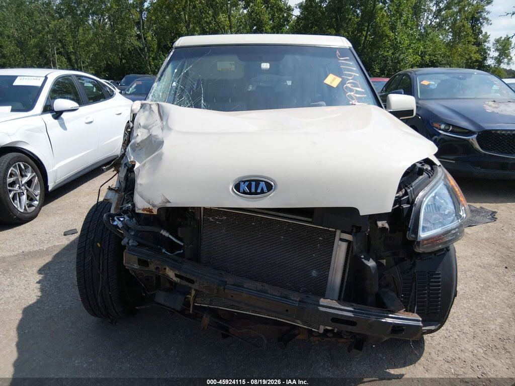 KNDJT2A23A7177707 2010 KIA SOUL photo no. 12