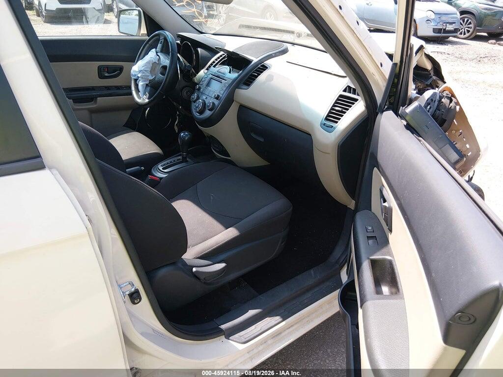 KNDJT2A23A7177707 2010 KIA SOUL photo no. 5