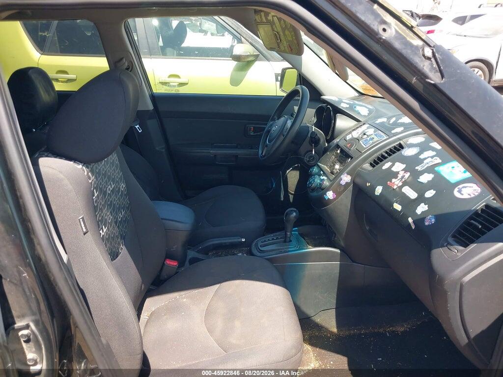 KNDJT2A20A7700388 2010 KIA SOUL photo no. 5