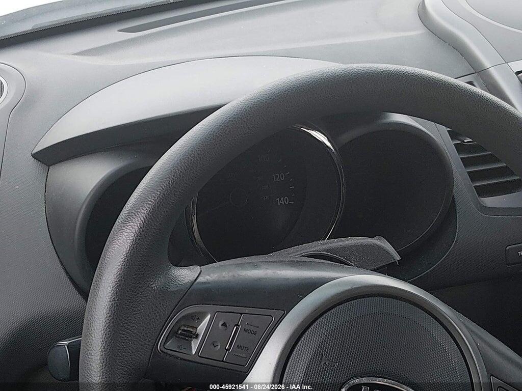 KNDJT2A20A7702562 2010 KIA SOUL photo no. 7