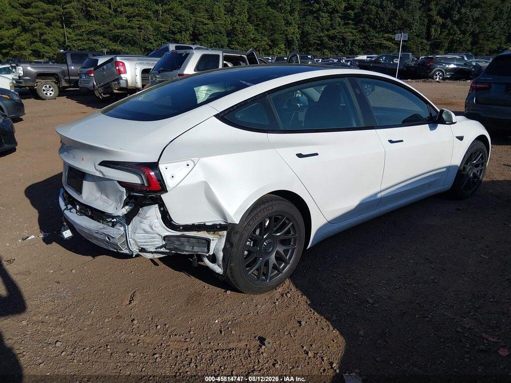 5YJ3E1EA9SF950724 2025 TESLA MODEL 3 photo no. 4