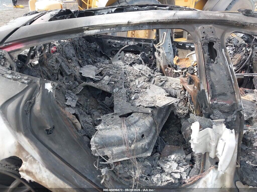 5YJSA1E52SF549820 2025 TESLA MODEL S photo no. 8