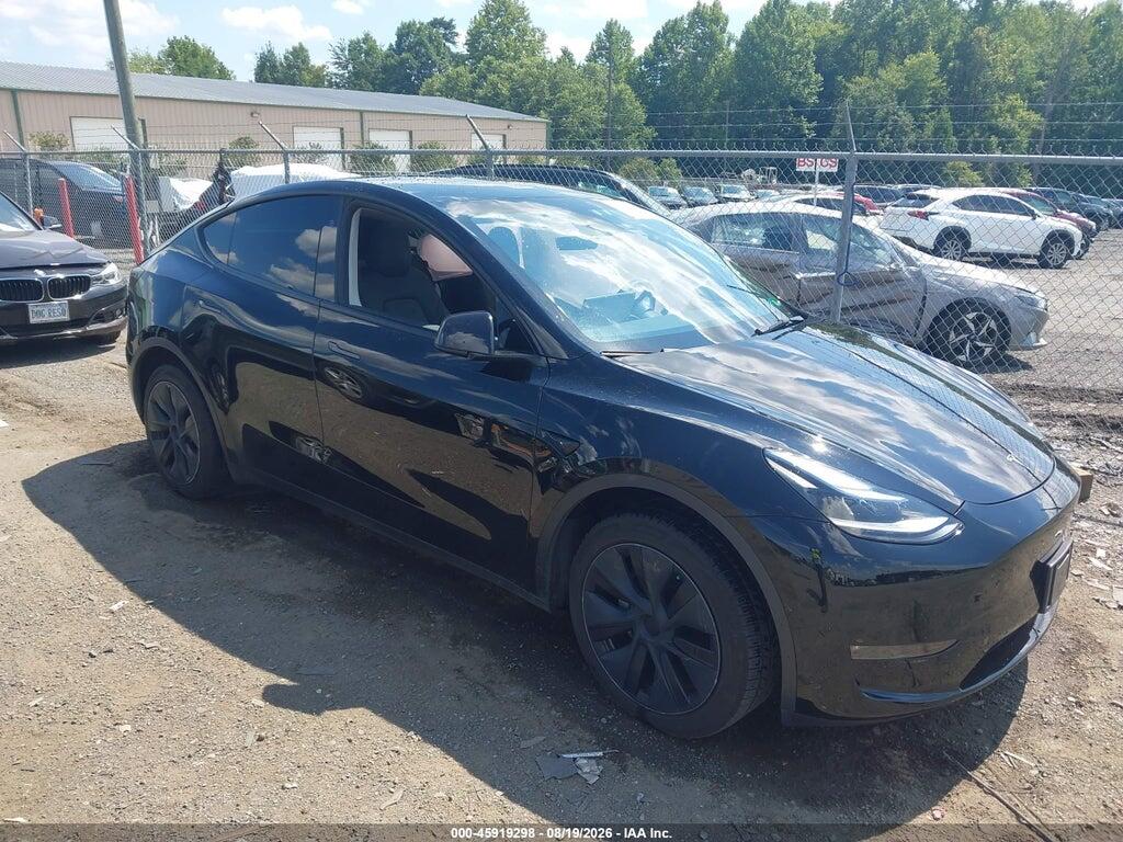 2025 TESLA MODEL Y 7SAYGDEE6SA340557