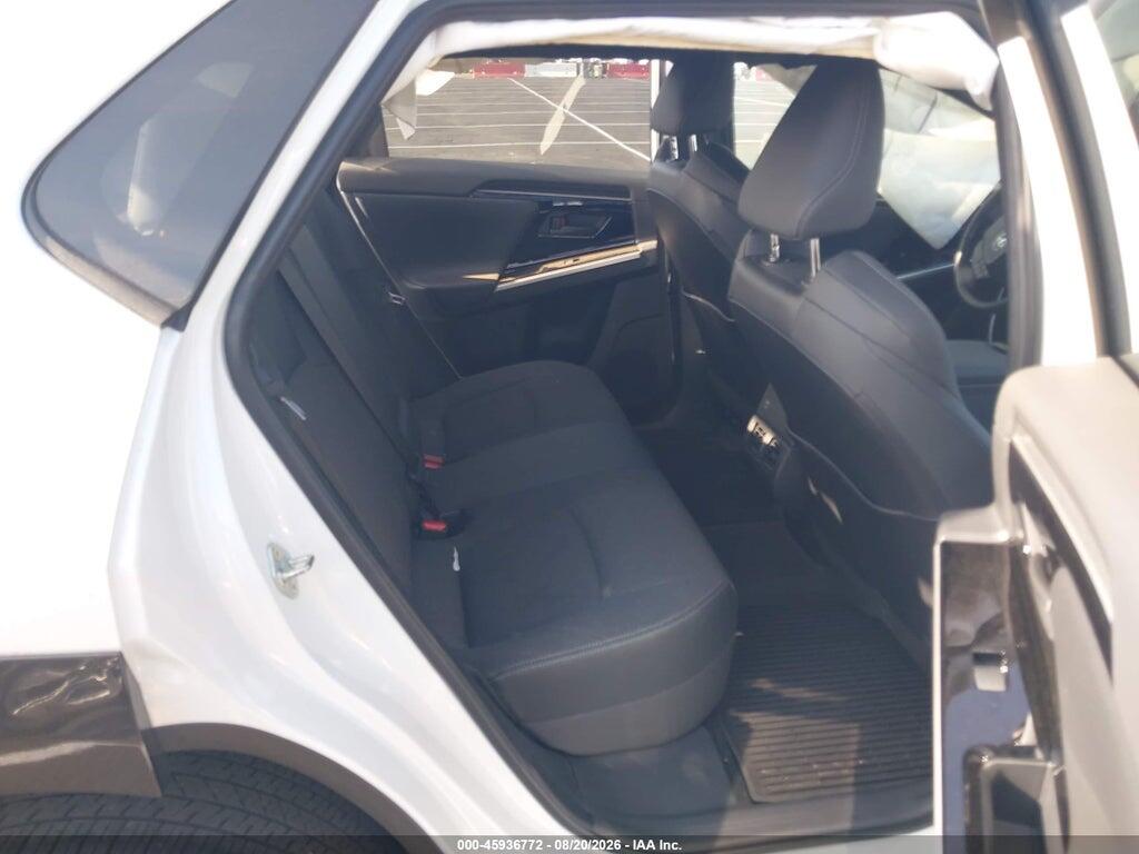 JTMAAAAA5SA055605 2025 TOYOTA BZ4X photo no. 8