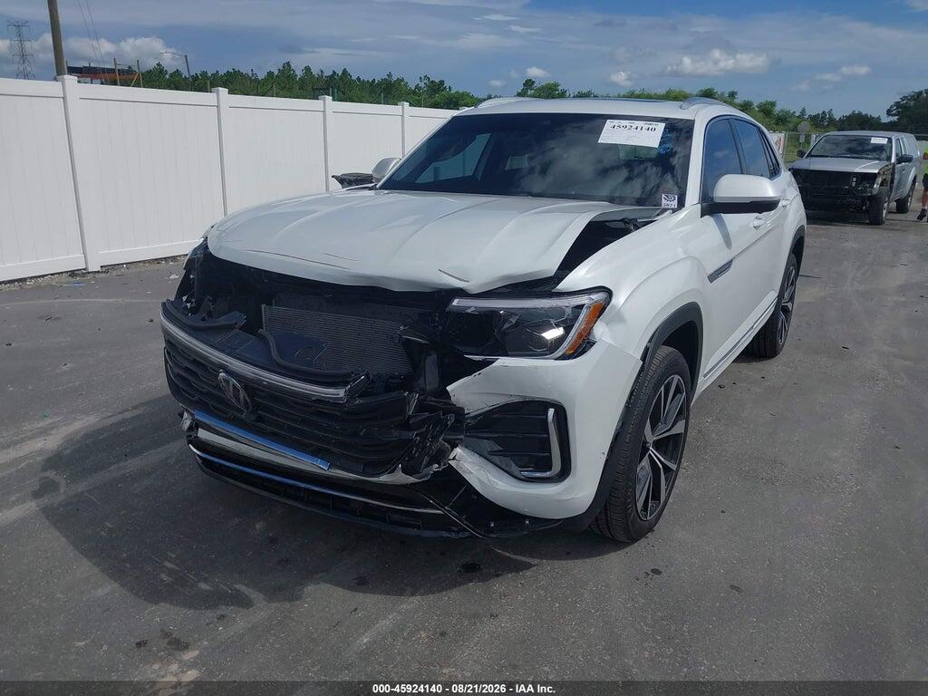1V2FC2CA6TC207866 2026 VOLKSWAGEN ATLAS CROSS SPORT photo no. 2