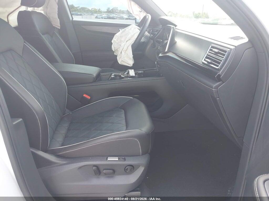 1V2FC2CA6TC207866 2026 VOLKSWAGEN ATLAS CROSS SPORT photo no. 5